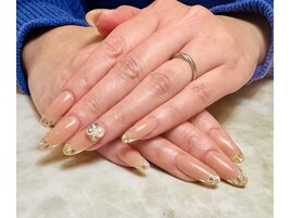 ビジューガラスフレンチ￥15000