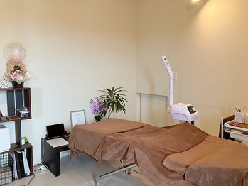 ツヤ(Tsuya)の写真/【完全個室のプライベート空間】プロのシェービングで脱毛等で残ってしまいがちな産毛まで徹底アプローチ☆