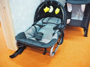 まいれ整骨院 東近江院/バウンサー/ベビーベッド完備