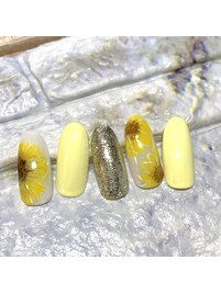 ひまわりネイル