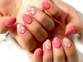桜の花びらネイル