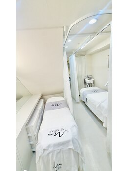エムズビューティースタジオ 赤坂店(M's Beauty Studio)/