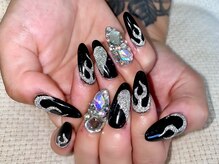 ネイビー(Naivy)/