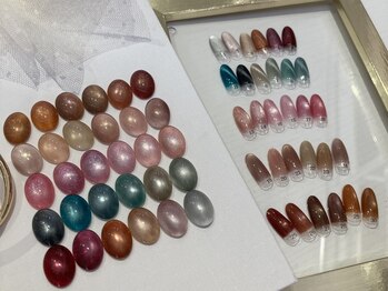 ティーエヌ 岡書おとふけ木野店の写真/これからの季節には注目のマグネットネイルで気分もUP♪指先を明るく彩るネイルで過ごしませんか？