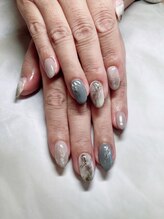 ラグネル(Luxnal)/大人ニュアンスネイル