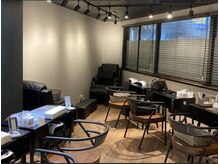 全席リクライニングチェア＆ふかふかクッションで快適空間