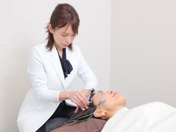 グリーンノア鍼灸院の写真/鍼灸師歴19年の院長が施術致します。完全個室・カウンセリングルーム完備で、初めての方も安心◎