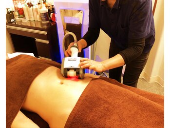 楽々整体院/脂肪に直撃!キャビテーション