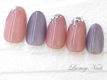 ラグジュアリーネイルズ オオミヤ(Luxury Nails Omiya)/ななめガラスフレンチ