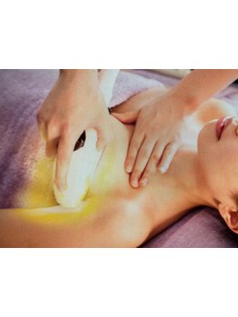 バストラインを整えたい