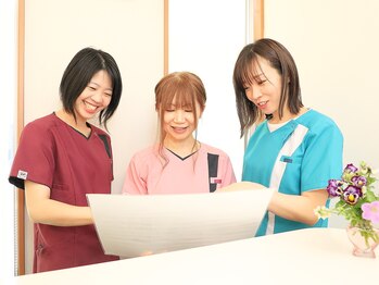 整体室 ハスピー(HASPY)/スタッフ集合写真
