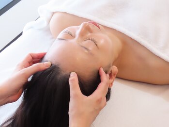 アトリエドゥアージュ(Atelier de age)/凝り固まった頭皮も!