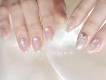 リッシュ トロワ(RICHE trois)/ちゅるん微粒子マグネットネイル