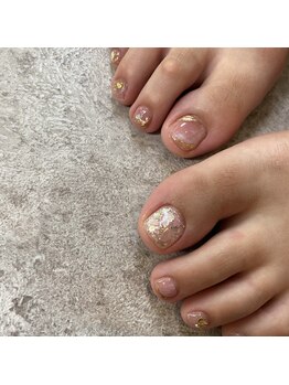 ビュウ(Viu)/ピンクシェルネイルデザイン