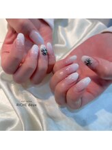 リッシュ ドゥ(RICHE deux)/白グラ×シルバーパーツ