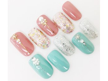 ネイルサロン クイール 小山店(NAIL SALON QUILL)/ワンカラー+ラメ+ストーン