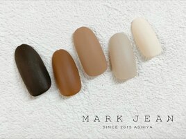 40. マット ニュアンス ネイル