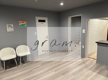 グラム(gram.)/gram. eyelash×eyebrow