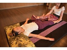 タイ式本舗/タイ古式マッサージ(足浴付)