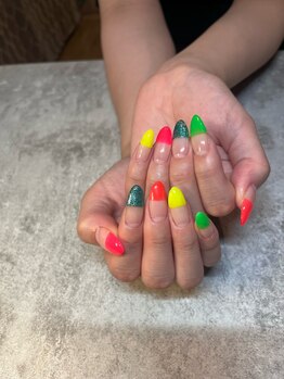 ヒミツキチ 恵比寿店(himitsukichi)/賑やカラフル