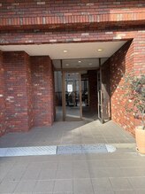 サロン ド アダルジーザ(salon do Adalgisa)/入り口はこちらです