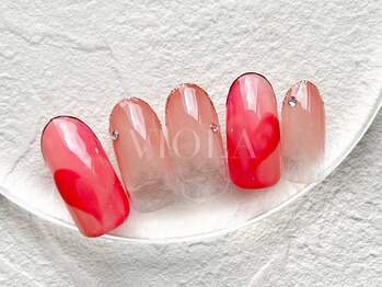 ヴィオラ(VIOLA)/オンブレ/ハートモチーフネイル