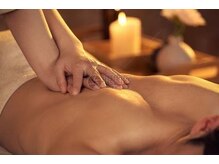 楓リラクゼーション 新宿店【ヘッドスパ/もみほぐし/オイル/整体/足つぼ/首肩こり】/体験メニューが有り