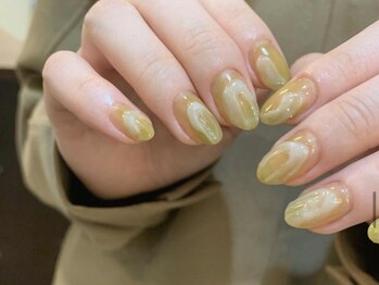 アイネイルズ 渋谷店(I nails)/【Saki.o】カーキぷっくり