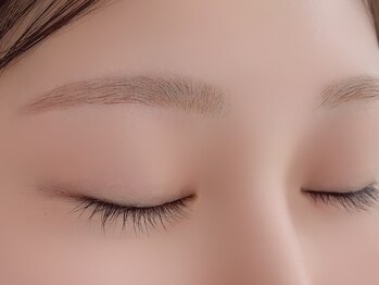 ルニー(Lunni)の写真/【メンズOK！】黄金比で導き出す美眉♪自毛を活かした理想の美眉で印象UP☆アイブロウWAXスタイリング¥4000