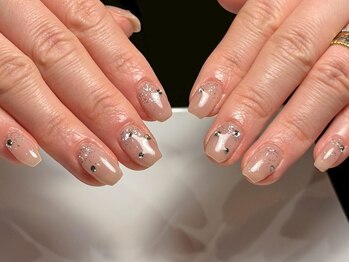 グレージュ/ラメ散らしストーン