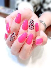 ハーティーネイル hearty nail 溝の口店/ショッキングピンクネイル