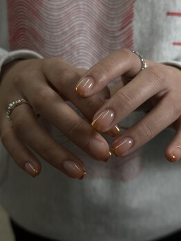 ランプネイル(LAMP nail)/グラデーション+ミラー