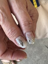 ナナ 名護店(NANA)/White×silver