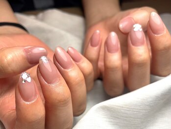 ラヴィリス(RAVILISS)の写真/[通いやすい価格×ハイクオリティネイル]をするならラヴィリスへ♪《初回オフ込★シンプルAプラン¥6500》
