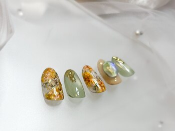 ククル(KUKURU)/金木犀マグネット 手描きネイル