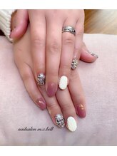 エムシーベル(m.c bell)/