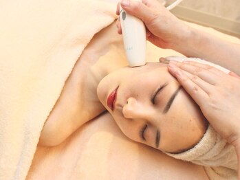 マジェンタ 新宿店(Magenta)/超音波小顔マシン