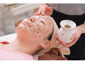 ファニービー 茨木店/徹底肌改善【ハーバルシー】