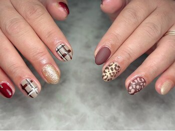 ブリスフルハピネス(Blissful happiness)/アシンメトリーネイル