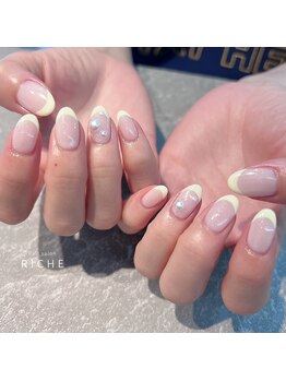 リッシュ(RICHE)/イエローフレンチネイル!