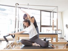 ピラティスユー(PILATES U)/マシンピラティス施術写真