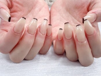 スキニーフレンチネイル