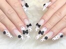 Green Nail salon