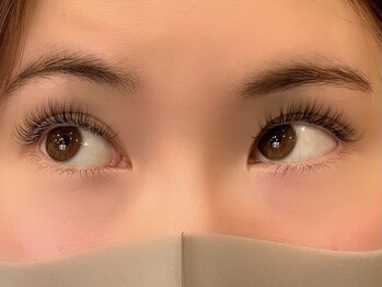 ドゥ エイチ(deux h)/正統派美人eye★クリリン♪