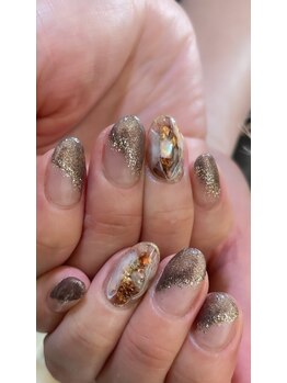 ニュアンスブラウンネイル