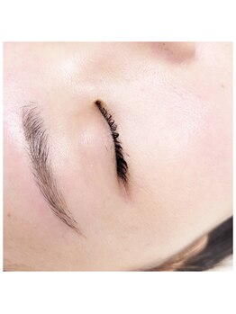 メルク(MELK)/◎自然な自眉◎