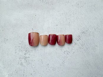 ネイルアンドアイラッシュ サロン エルザ(Nail&Eyelash Salon Elsa)/月替わりフットデザイン¥11500