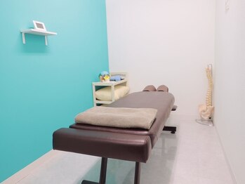 メディカルボディ バイ デイジー 渋谷店(MEDICAL BODY By dazzy)の写真/全5部屋ご用意/完全個室で“姿勢教育指導師”による施術を体感☆骨盤＋全身姿勢矯正90分¥14,300→¥5,500