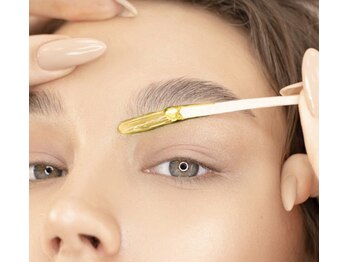 アイリス(eyeliss)/Hollywood brow lift☆Wax脱毛