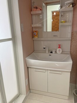 チェリー(Cherry)/2号店浴室と洗面所